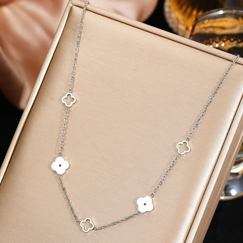 Collana quadrifoglio in acciaio inox placcato oro/argento β gioiello portafortuna donna β collana minimal chic elegante ARYA