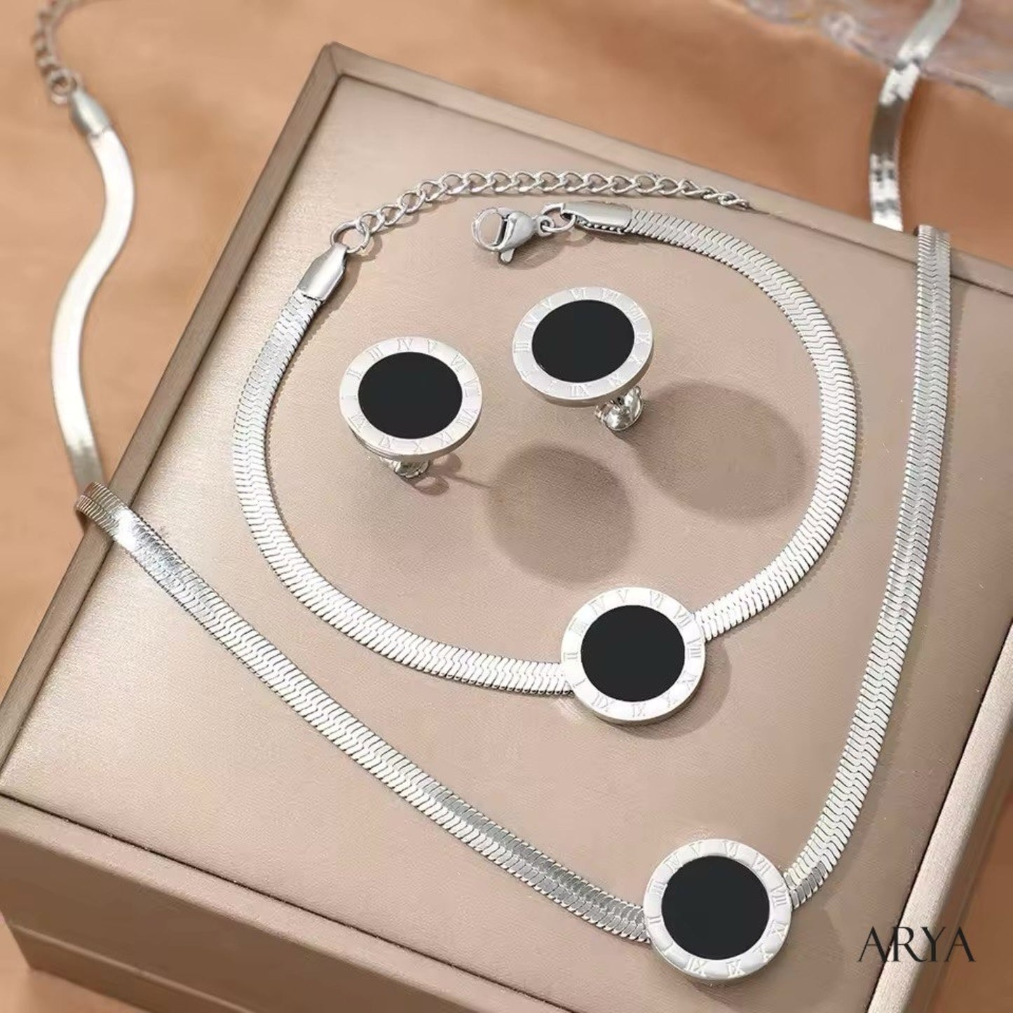 Set collana bracciale orecchini donna in acciaio inossidabile placcato oro – gioielli geometrici con ciondolo nero – regalo moda elegante